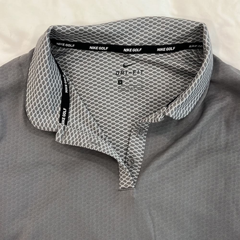Nike Golf Dry Fit Polo Grey Size Small NWT - Picture 2 of 2